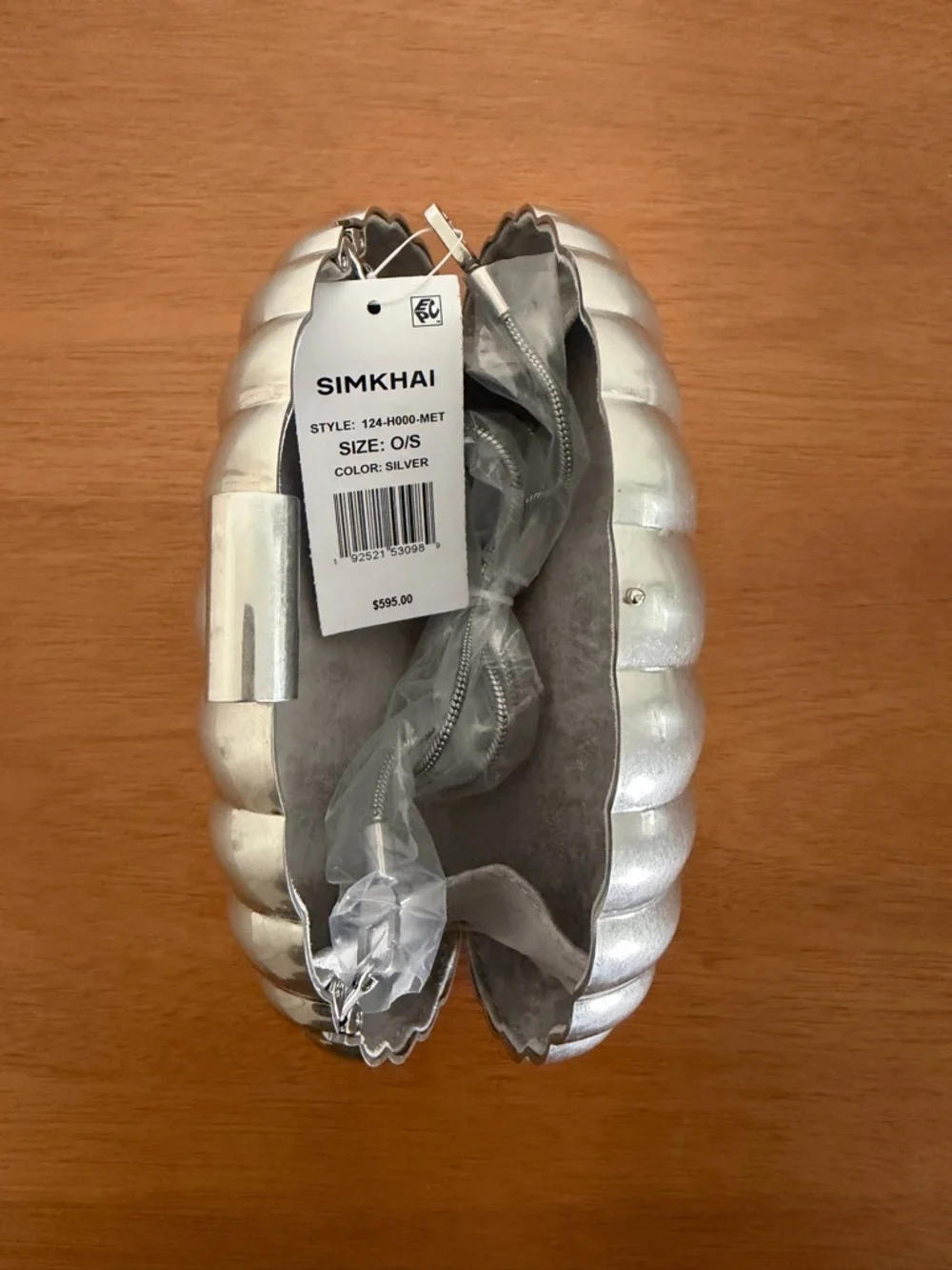 Silver Shell Clutch - Picture 3 of 7